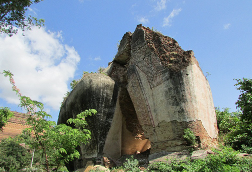 Sagaing and Mingun Tour